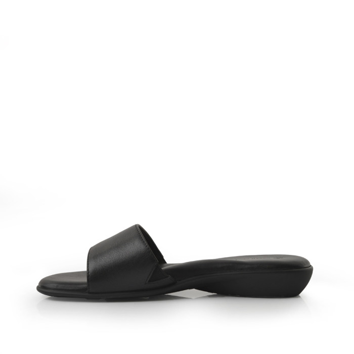 Green Cross 52327 Flat Slip-on Mule Sandal