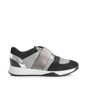 52170 Flat Slip-On Sneaker