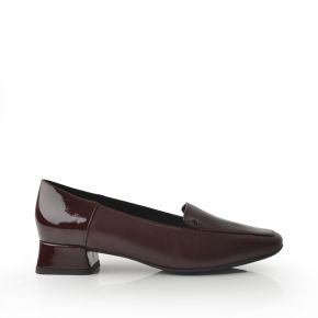 52252 Low Block Heel Court